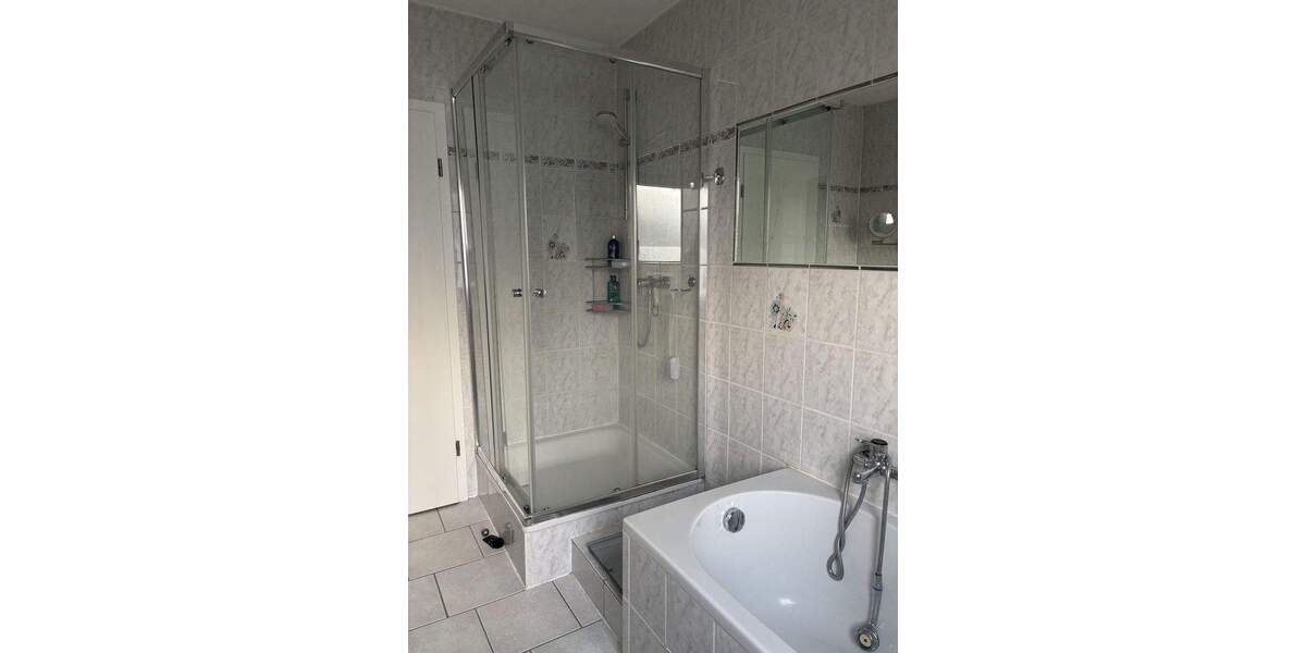 Bungalow Herbolzheim Broggingen - 7 Zimmer, 165 m&sup2;, 555.555&euro; | Angebot:25654332