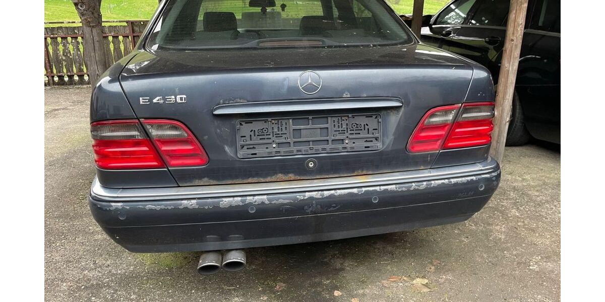 Mercedes-Benz E 430 430.000 km 2.500 &euro; Gengenbach 77723