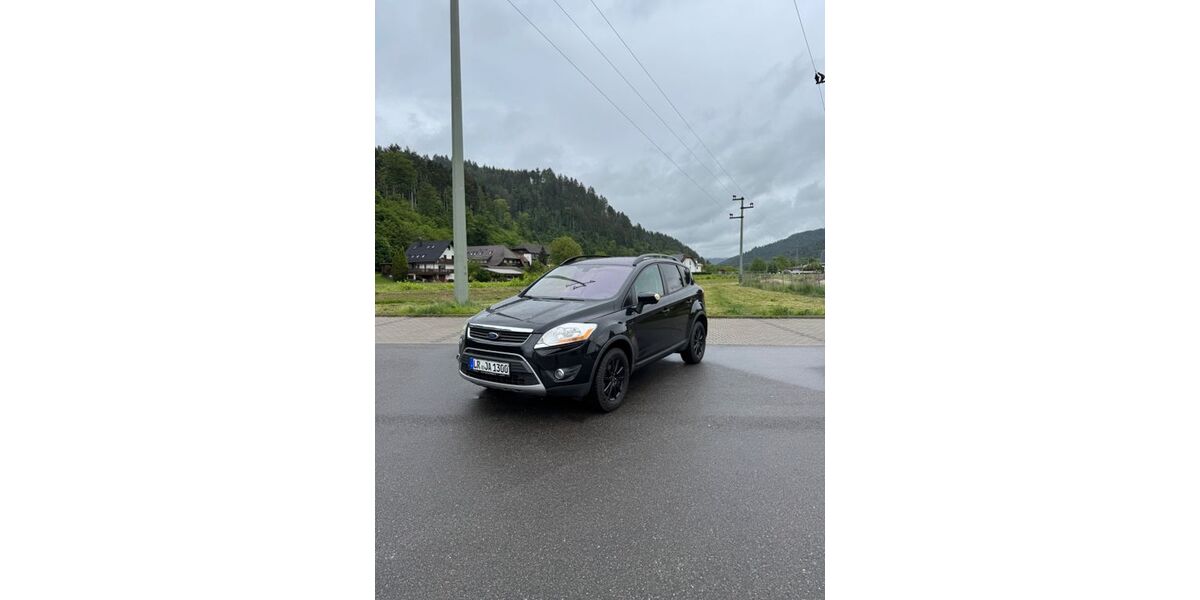 Ford Kuga 136.000 km 8.900 &euro; Zell am Harmersbach 77736