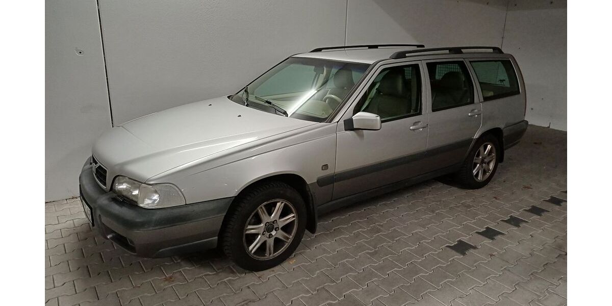 Volvo V70 241.000 km 8.350 &euro; Seelbach 77960