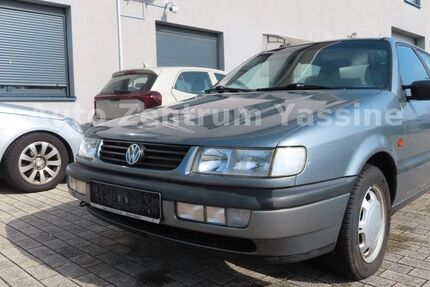 VW Passat 95.000 km 2.999 &euro; Bühl-Vimbuch 77815