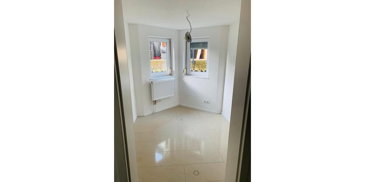 Etagenwohnung Neuried - 3.5 Zimmer, 85 m&sup2;, 1.090&euro; | Angebot:25923461