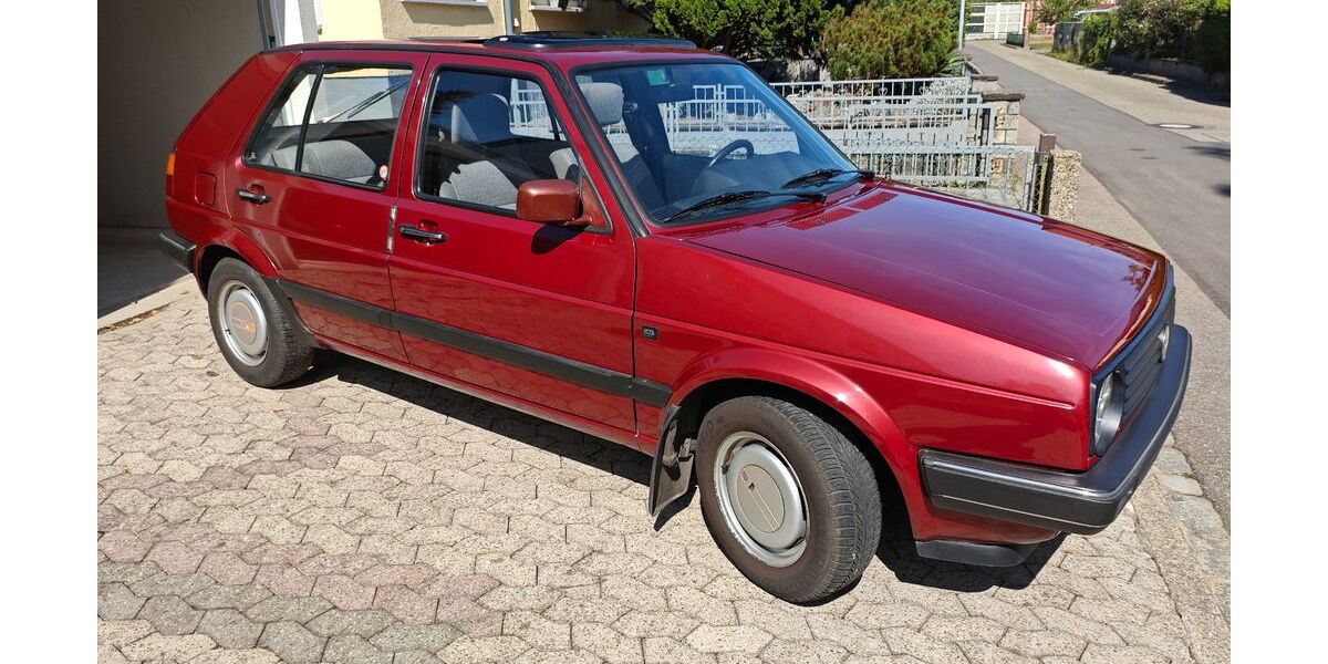 VW Golf 96.204 km 5.500 &euro; Lahr 77933