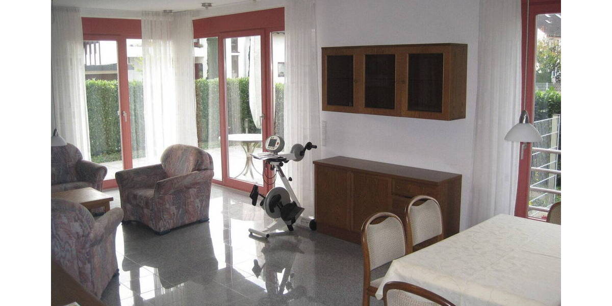 Etagenwohnung Bühl Stadtgebiet - 3 Zimmer, 92 m&sup2;, 1.120&euro; | Angebot:26706890