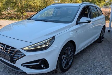 Hyundai i30 63.500 km 17.900 &euro; Offenburg 77652