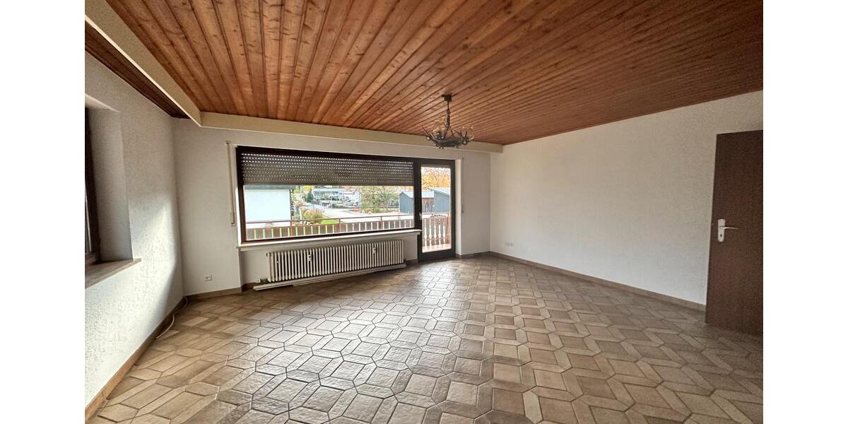 Etagenwohnung Durbach - 4.5 Zimmer, 109 m&sup2;, 890&euro; | Angebot:26001340