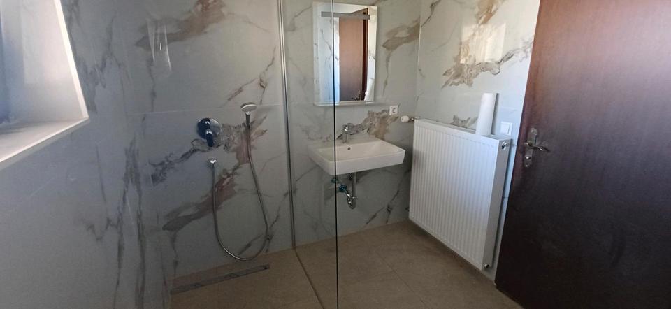 Etagenwohnung Kehl - 3 Zimmer, 107 m&sup2;, 1.380&euro; | Angebot:25966475