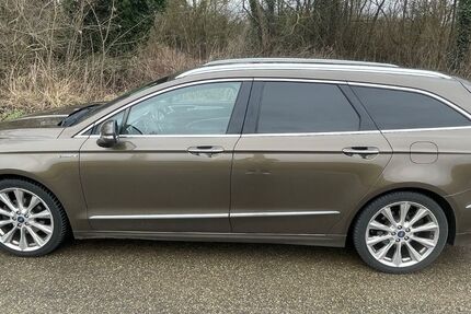 Ford Mondeo 215.000 km 15.500 &euro; Kehl 77694