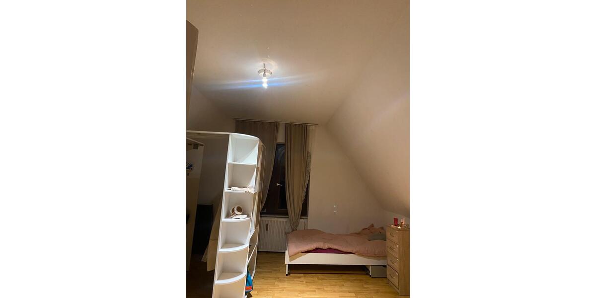 Dachgeschoßwohnung Offenburg - 1 Zimmer, 20 m&sup2;, 480&euro; | Angebot:25985348