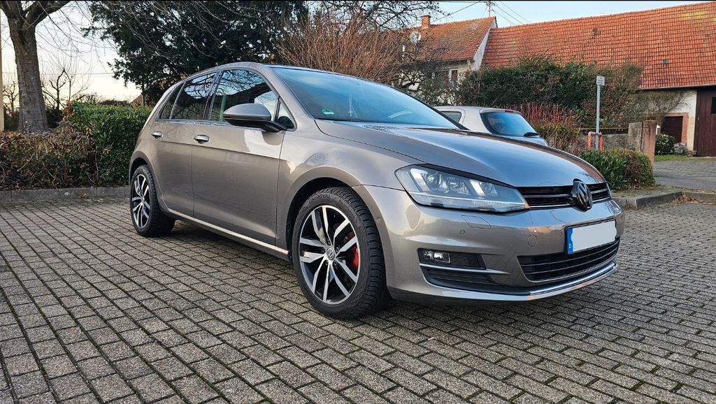 VW Golf 148.000 km 9.990 &euro; Kehl 77694