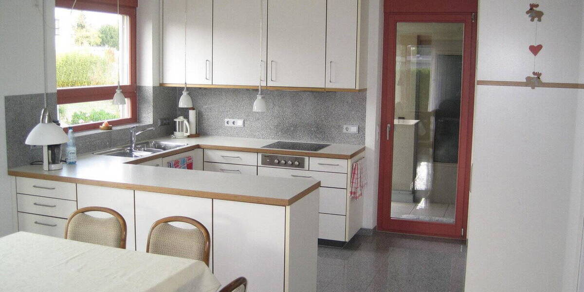 Etagenwohnung Bühl Stadtgebiet - 3 Zimmer, 92 m&sup2;, 1.120&euro; | Angebot:26706890