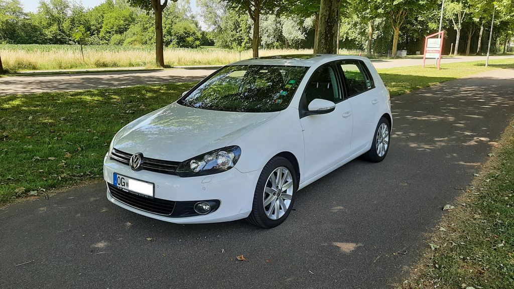 VW Golf 146.000 km 9.650 &euro; Kehl 77694