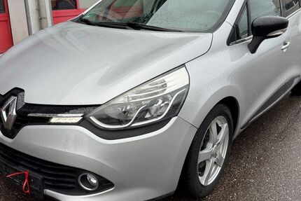 Renault Clio 96.600 km 8.350 &euro; Offenburg 77654
