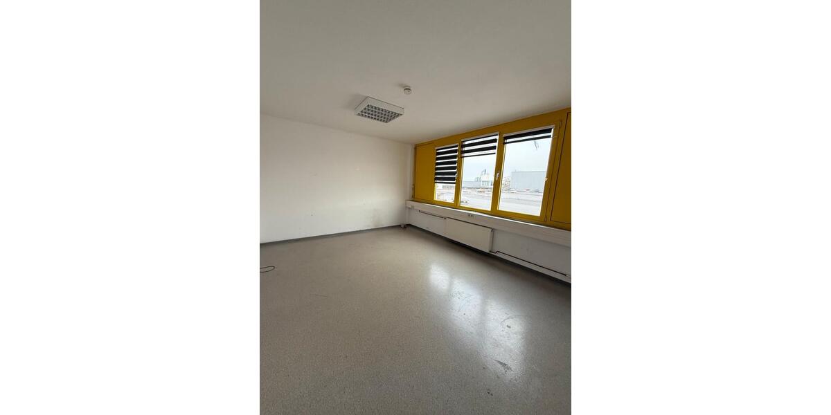 Gewerbeobjekt Offenburg - 2.400&euro; | Angebot:25811413