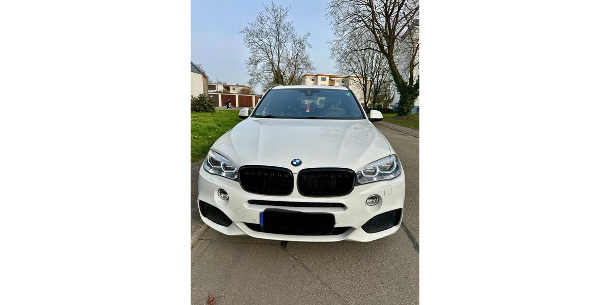 BMW X5 220.000 km 22.999 &euro; Kehl 77694