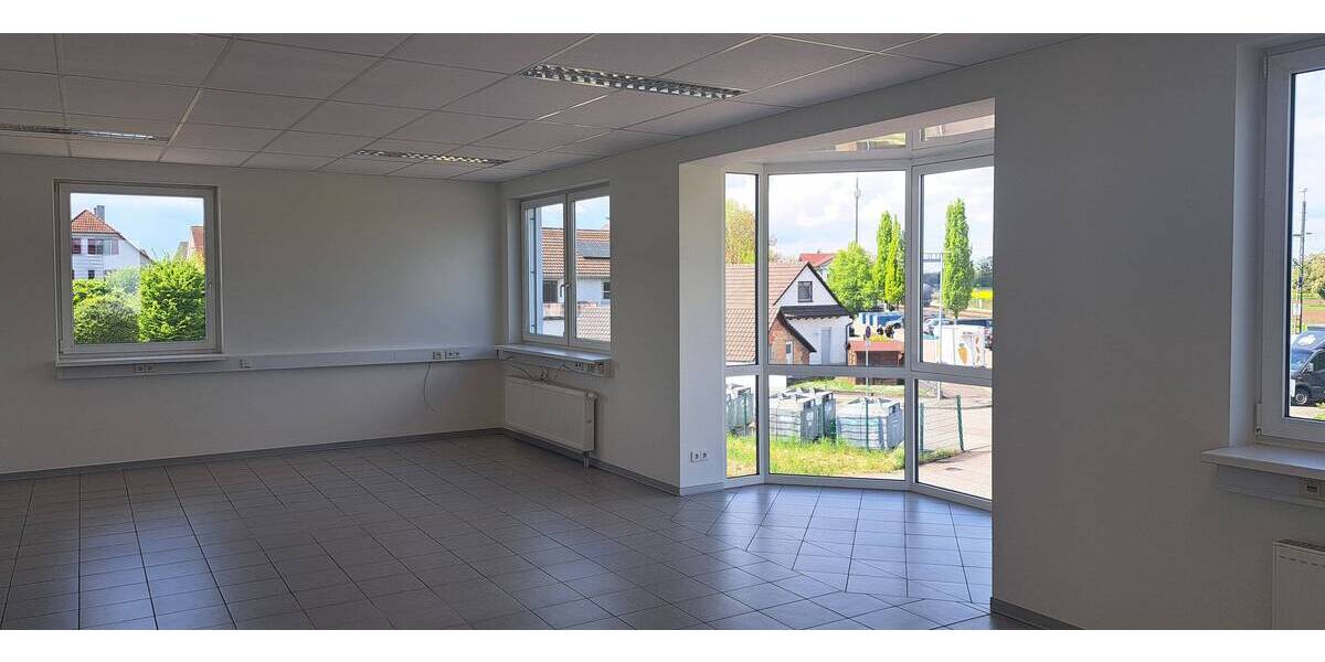 Gewerbeobjekt Kehl Kork - 6 Zimmer, 239 m&sup2;, 2.650&euro; | Angebot:25664426