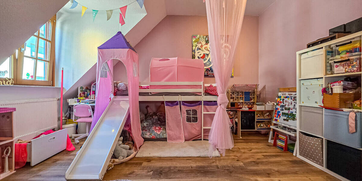 Etagenwohnung Kehl - 4 Zimmer, 120 m&sup2;, 349.000&euro; | Angebot:25694415