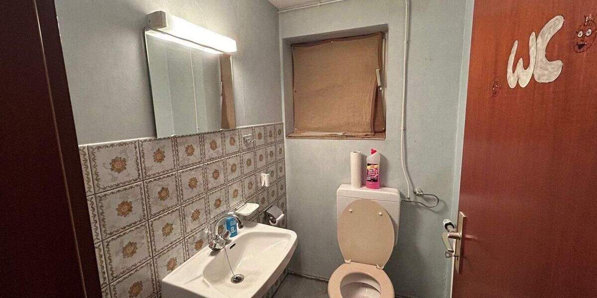 Einfamilienhaus Achern Sasbachried - 7 Zimmer, 173 m&sup2;, 225.000&euro; | Angebot:25703729