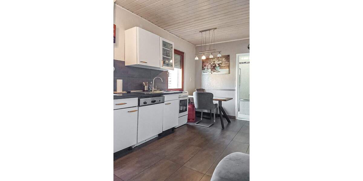 Einfamilienhaus Friesenheim - 6 Zimmer, 148 m&sup2;, 199.000&euro; | Angebot:25694421