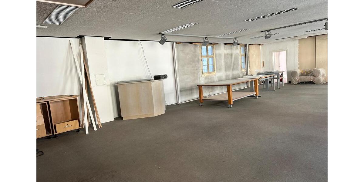 Gewerbeobjekt Offenburg Elgersweier - 1.900&euro; | Angebot:25857536