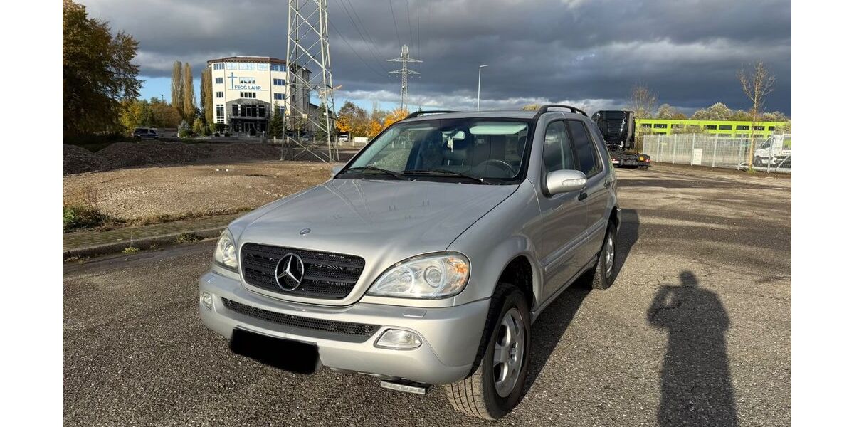 Mercedes-Benz ML 350 182.000 km 4.699 &euro; lahr 77933