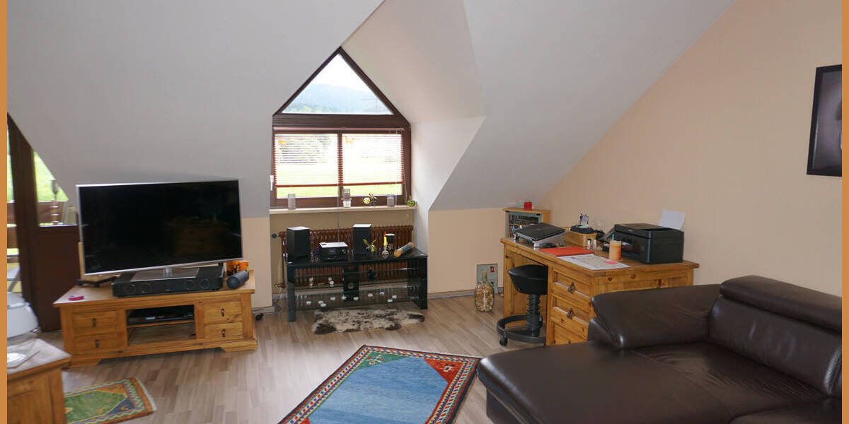 Etagenwohnung Zell am Harmersbach Zell - 3 Zimmer, 89 m&sup2;, 232.000&euro; | Angebot:25689020