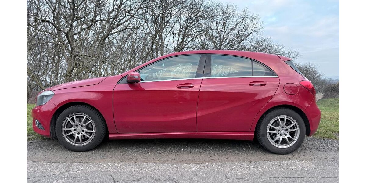 Mercedes-Benz A 180 161.911 km 8.000 &euro; Lahr 77933