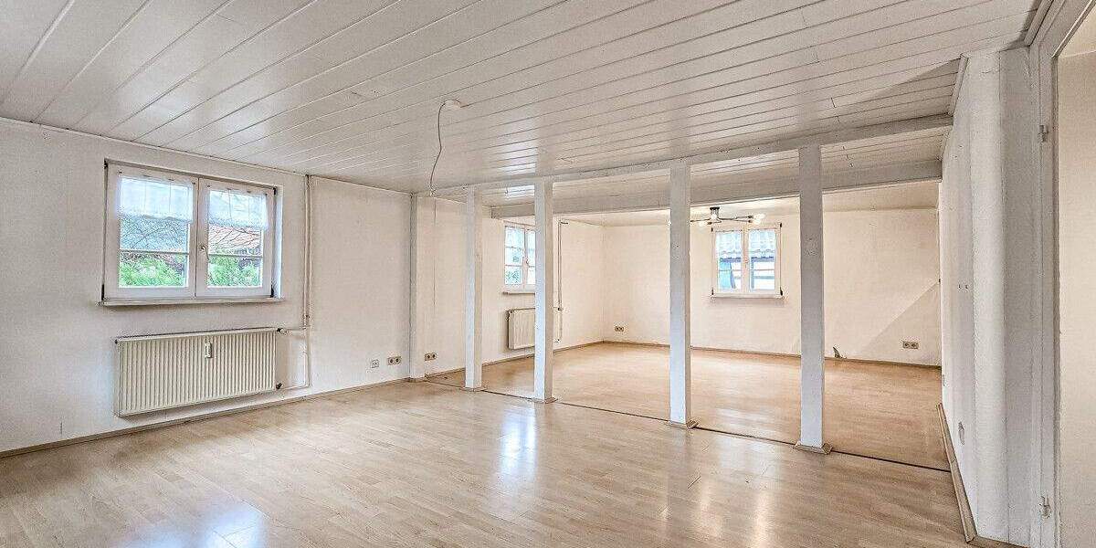 Mehrfamilienhaus, Wohnhaus Kehl Zierolshofen - 7 Zimmer, 239 m&sup2;, 449.000&euro; | Angebot:25774755