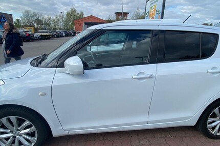 Suzuki Swift 57.000 km 12.500 &euro; Herbolzheim 79336