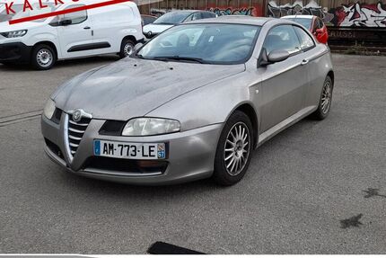 Alfa Romeo GT 98.326 km 3.185 &euro; Achern 77855