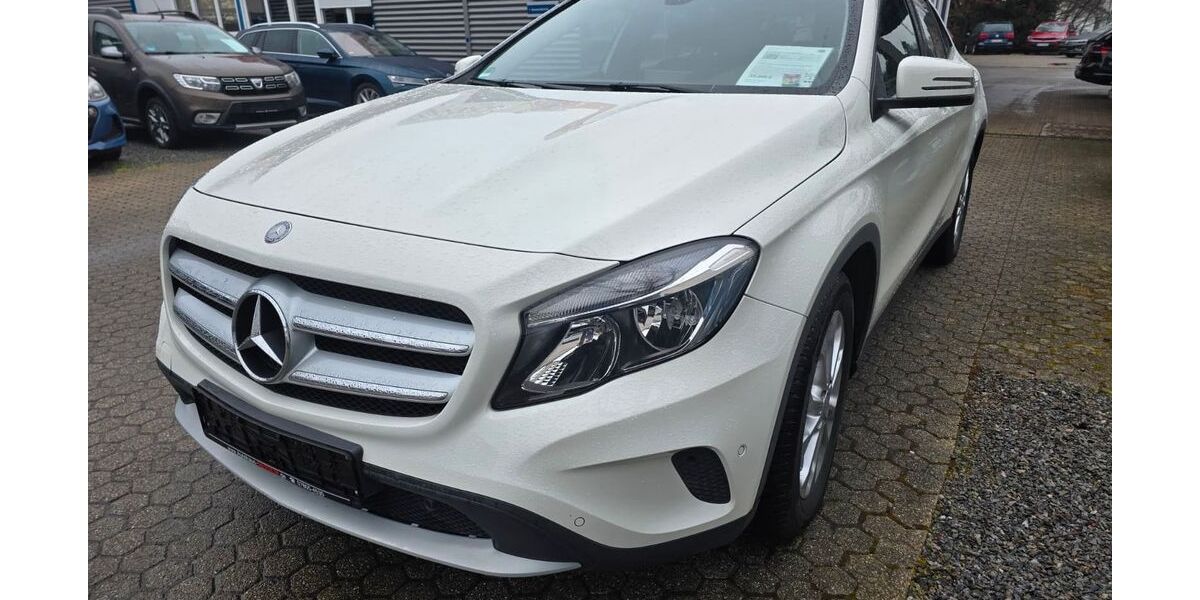 Mercedes-Benz GLA 200 105.000 km 15.500 &euro; Appenweier Nesselried 77767