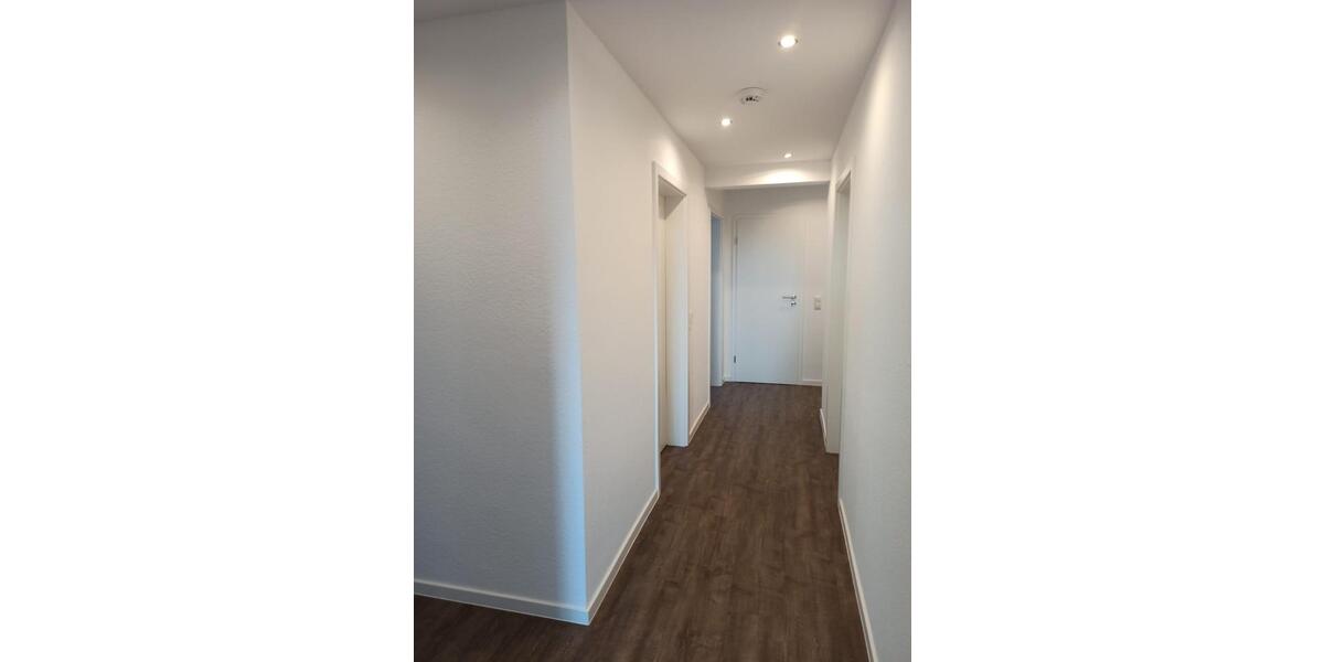 Dachgeschoßwohnung Kippenheim - 3 Zimmer, 81 m&sup2;, 900&euro; | Angebot:25225402