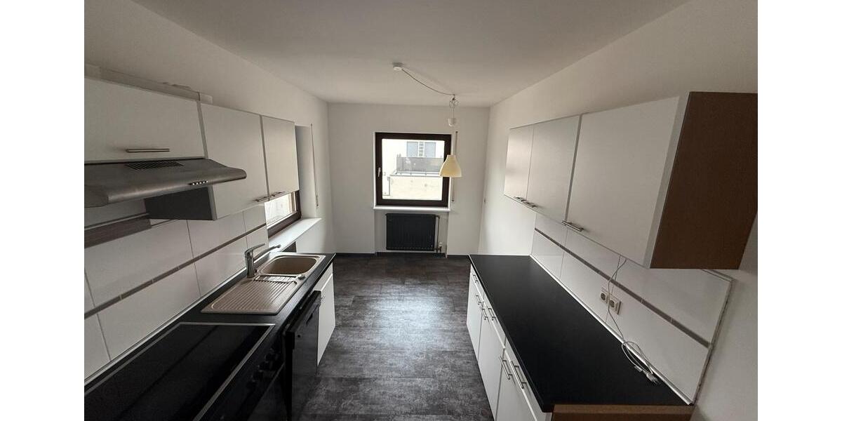 Etagenwohnung Kehl - 2 Zimmer, 80 m&sup2;, 850&euro; | Angebot:25162201