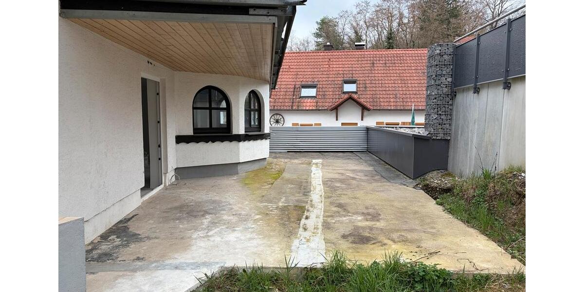 Erdgeschoßwohnung Lahr (Schwarzwald) - 7 Zimmer, 215 m&sup2;, 520.000&euro; | Angebot:25290420