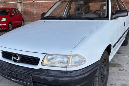 Opel Astra 78.579 km 2.299 &euro; Herbolzheim 79336