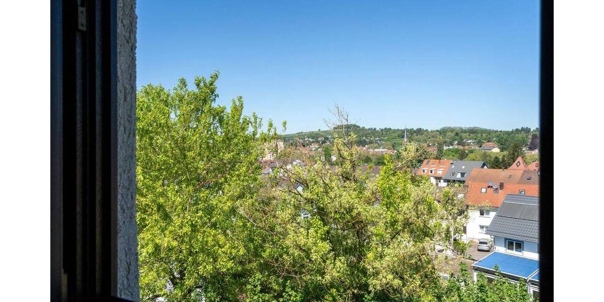 Etagenwohnung Lahr - 6 Zimmer, 222 m&sup2;, 465.000&euro; | Angebot:26641776