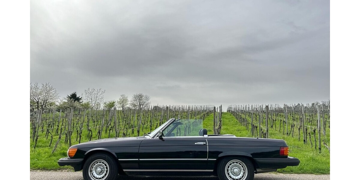 Mercedes-Benz SL 380 85.068 km 24.752 &euro; OFFENBURG 77652