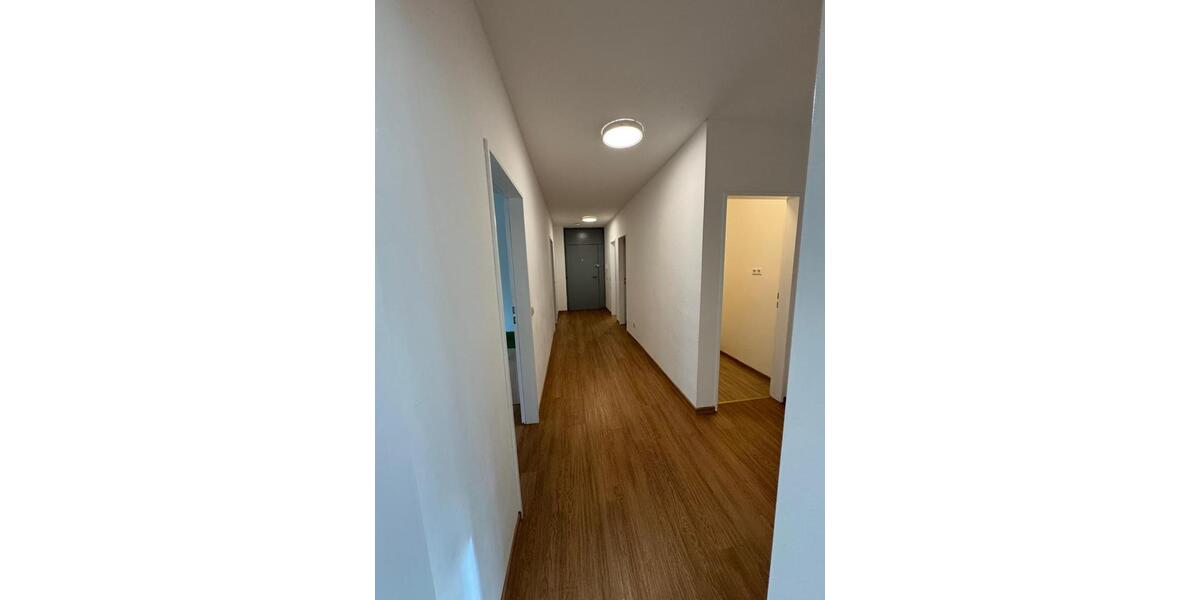 Erdgeschoßwohnung Lahr (Schwarzwald) - 3 Zimmer, 86 m&sup2;, 174.000&euro; | Angebot:25843729