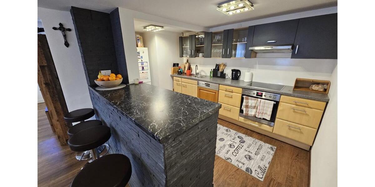 Mehrfamilienhaus, Wohnhaus Oppenau - 9 Zimmer, 180 m&sup2;, 360.000&euro; | Angebot:24099534