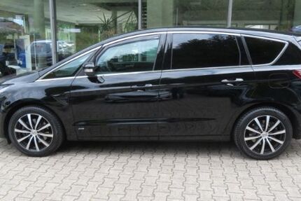 Ford S-Max 145.200 km 17.900 &euro; Oppenau 77728
