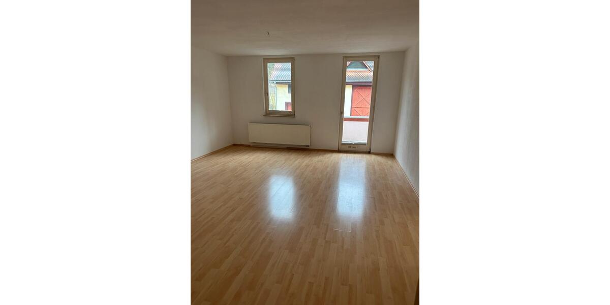 Hochparterre Seelbach - 3 Zimmer, 94 m&sup2;, 740&euro; | Angebot:25958688