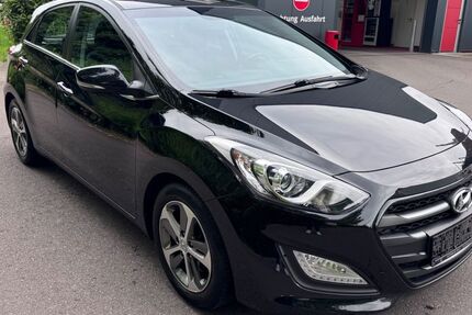 Hyundai i30 113.000 km 9.399 &euro; Lahr 77933