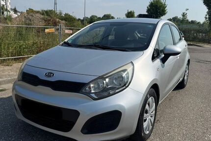 Kia Rio 238.000 km 2.699 &euro; lahr 77933