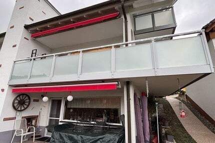 Haus Nordrach - 8 Zimmer, 230 m&sup2;, 650.000&euro; | Angebot:25862499