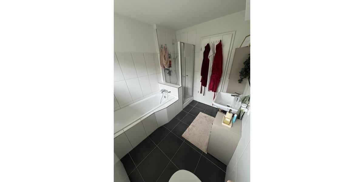 Erdgeschoßwohnung Kehl - 3 Zimmer, 102 m&sup2;, 1.130&euro; | Angebot:25715177