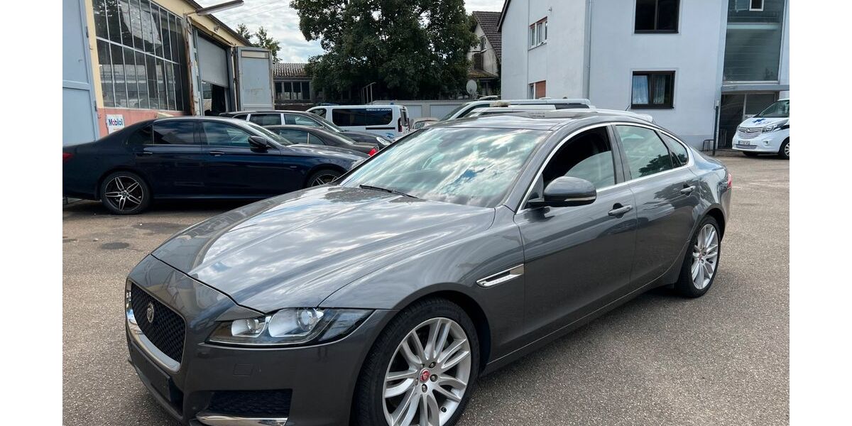 Jaguar XF 370.000 km 10.000 &euro; Lahr 77933