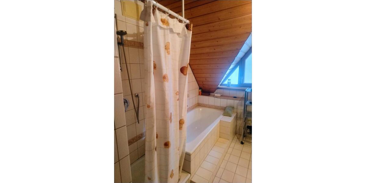 Etagenwohnung Sasbachwalden - 7 Zimmer, 180 m&sup2;, 755&euro; | Angebot:24688232