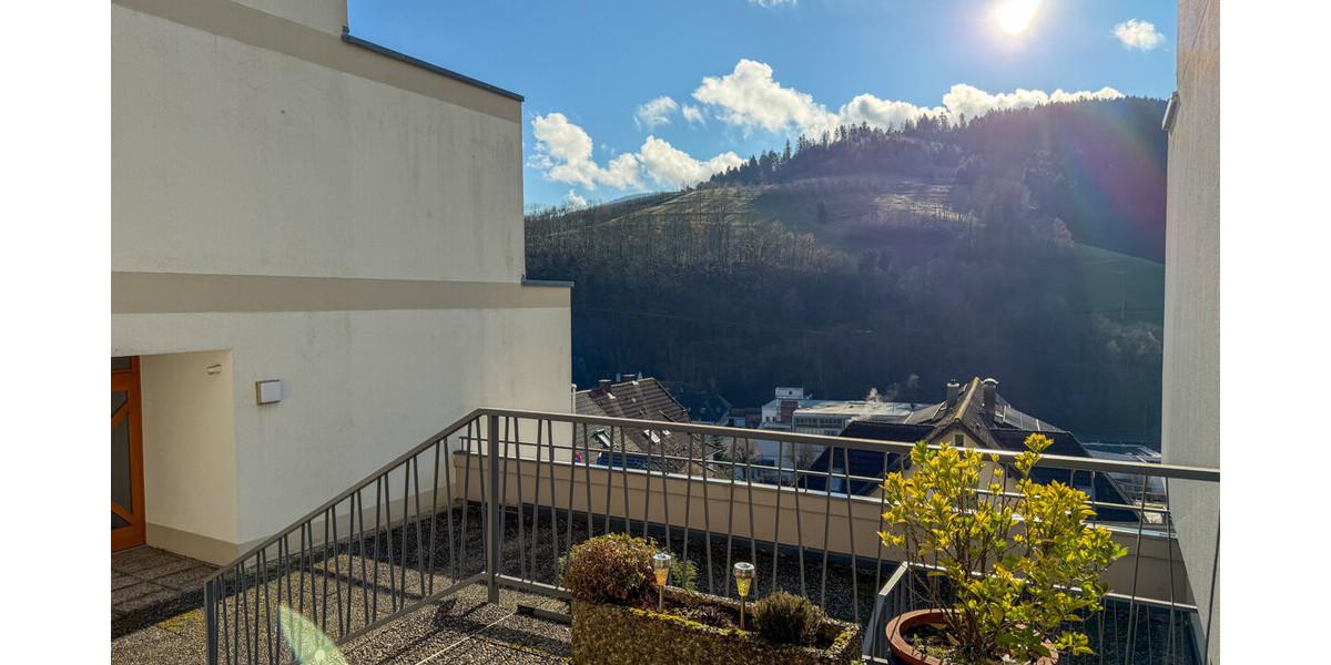 Großen Wohnung mit sonnigem großen Balkon - Etagenwohnung Bad Peterstal-Griesbach / Bad Peterstal Bad Peterstal | Angebot:26131358