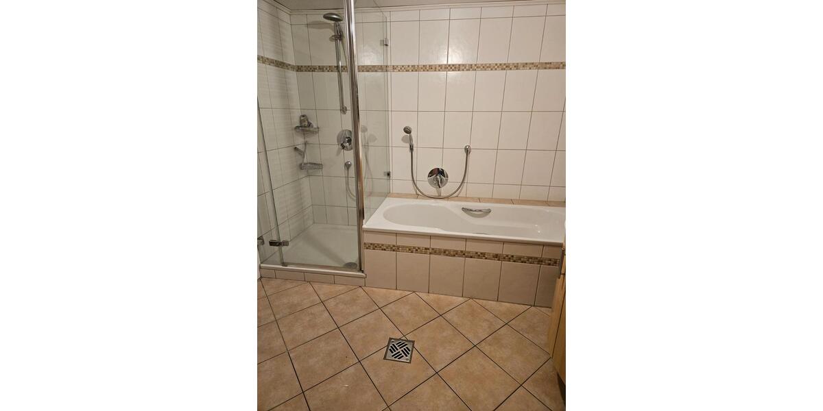 Einfamilienhaus Bühl - 4.5 Zimmer, 125 m&sup2;, 880&euro; | Angebot:26637817