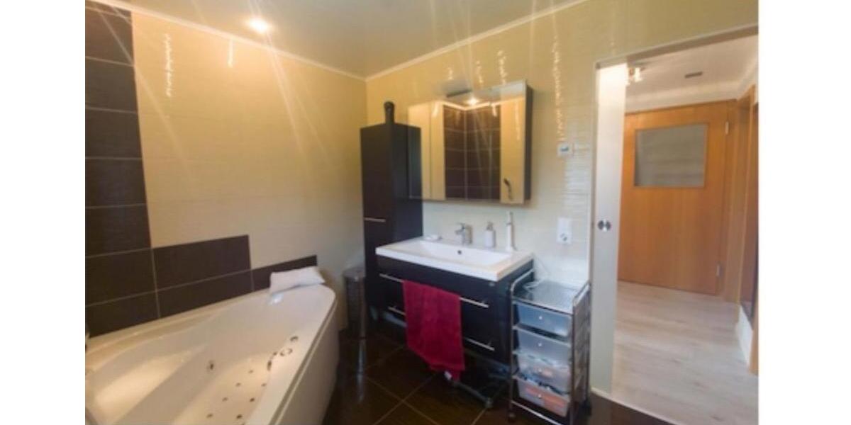 Maisonettenwohnung Lahr (Schwarzwald) - 5 Zimmer, 90 m&sup2;, 1.230&euro; | Angebot:25617859